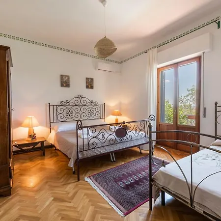 Villa Montecchio By Mmega *